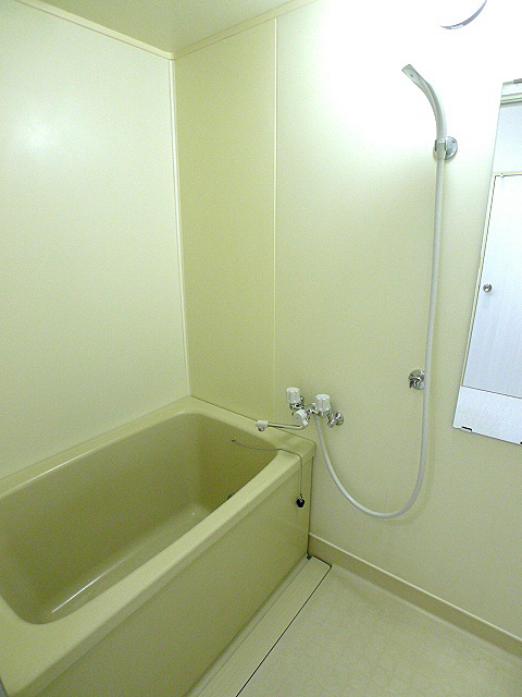 バス・シャワールーム　バスルーム