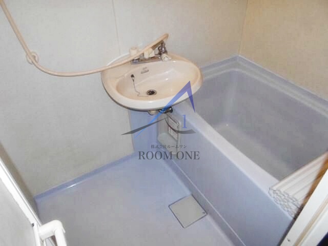 バス・シャワールーム　お風呂です。