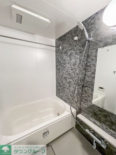 バス・シャワールーム　※写真は同タイプ住戸です。