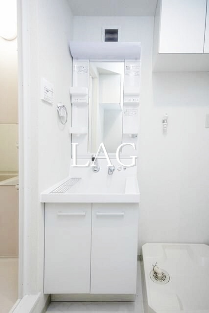 洗面設備　洗面台です。