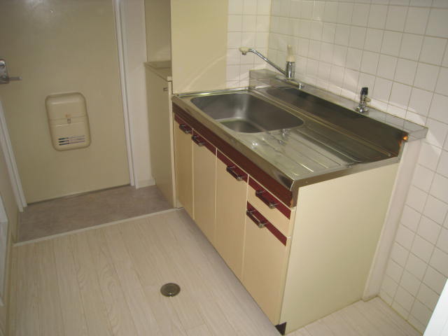 キッチン　※写真は別のお部屋のものです。現況を優先とさせて頂きます