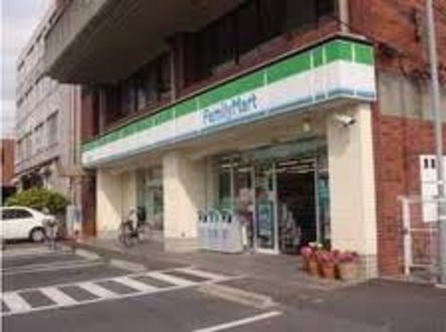 コンビニ　ファミリーマート栗東中学校前店（コンビニ）まで262m