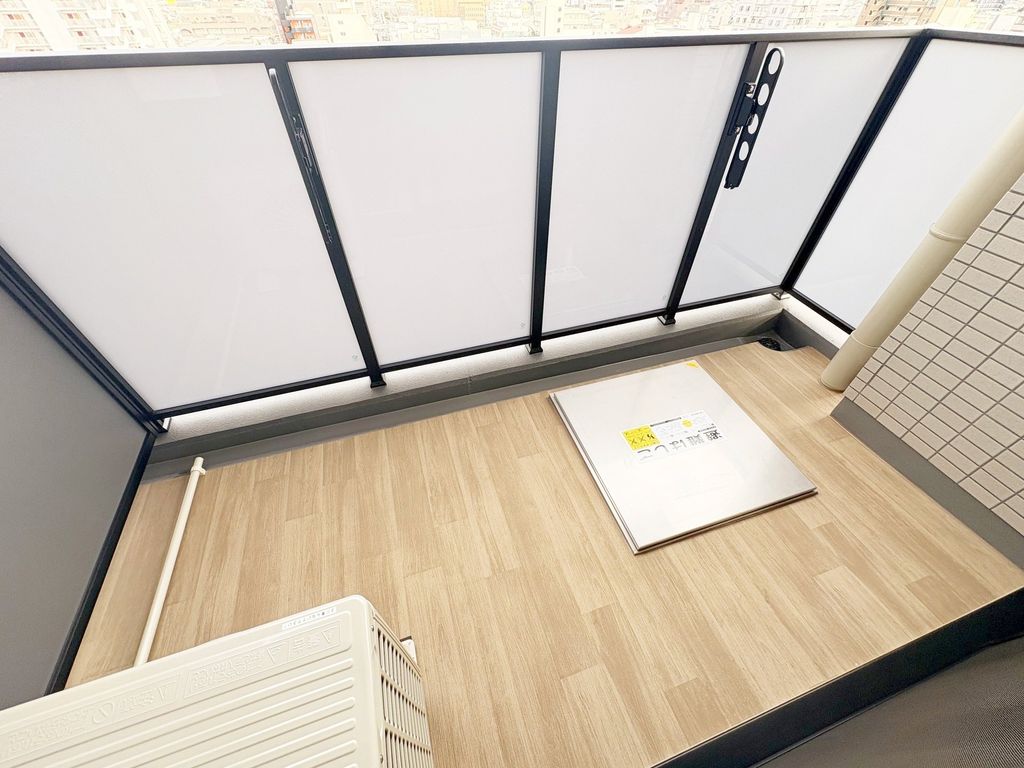 バルコニー　バルコニー