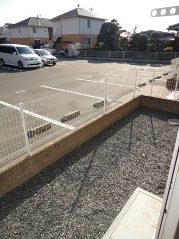 その他　ちょっと広めな専用庭