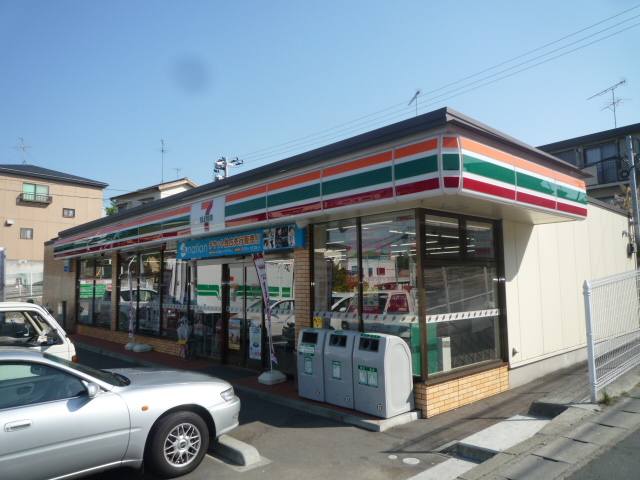 コンビニ　セブンイレブン仙台三条町店（コンビニ）まで520m