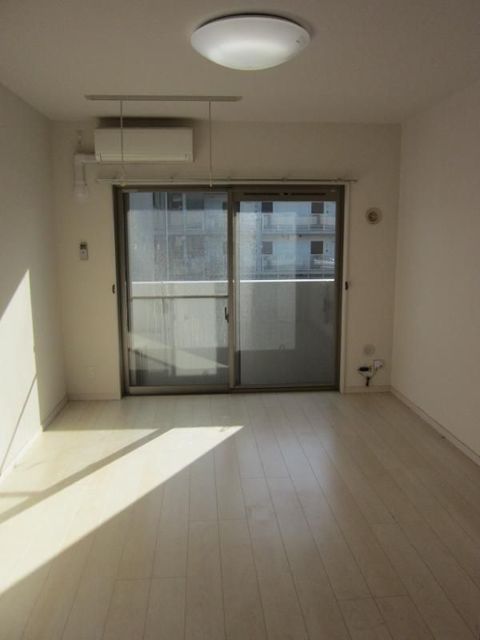 居室・リビング　【居間・リビング】居室、リビング