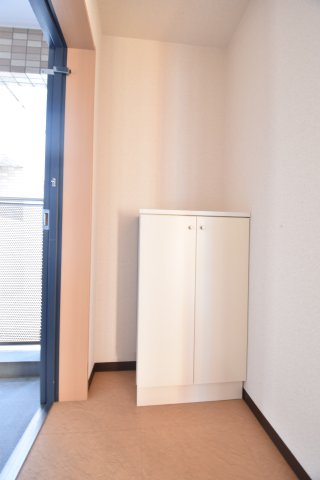 玄関　※参考写真