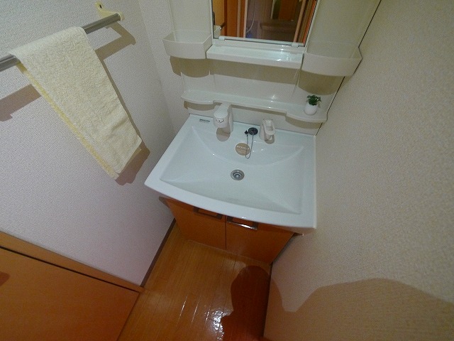 洗面設備　広い洗面スペース