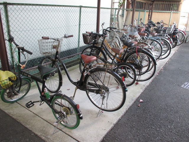 その他共有部分　共用部の駐輪場です