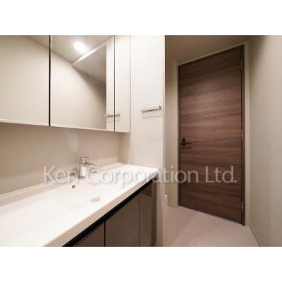 洗面設備　同タイプ11階のお部屋を撮影。仕様が異なることがあります。