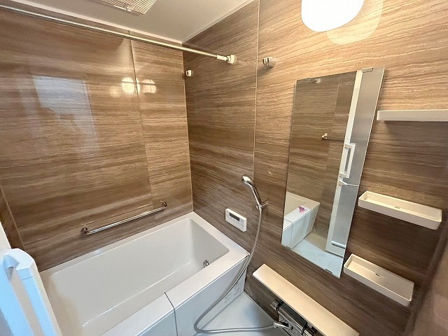 バス・シャワールーム