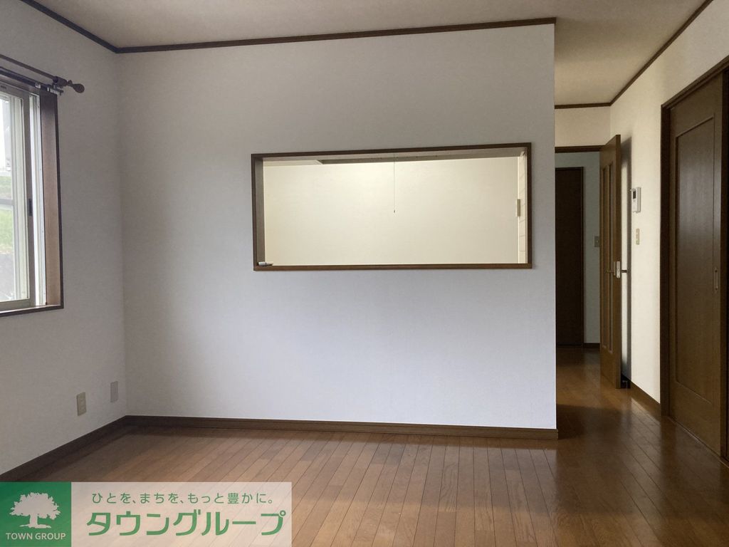 居室・リビング　★お問い合わせはタウンハウジング聖蹟桜ヶ丘店まで★