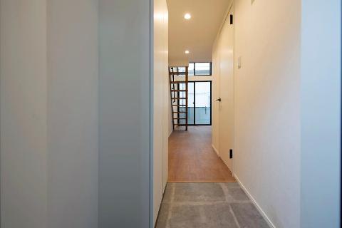 玄関　玄関（イメージ）