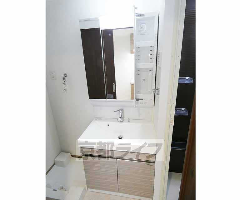 洗面設備　独立洗面台