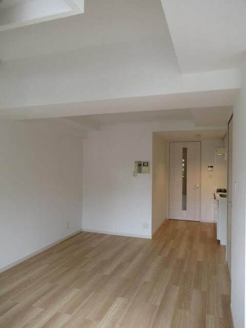 その他部屋・スペース　明るい色調の室内です