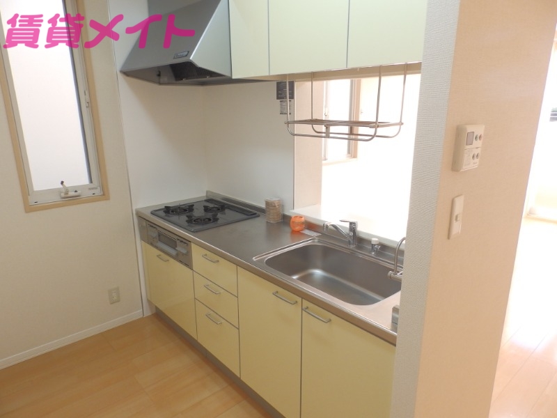 キッチン　同物件別室写真