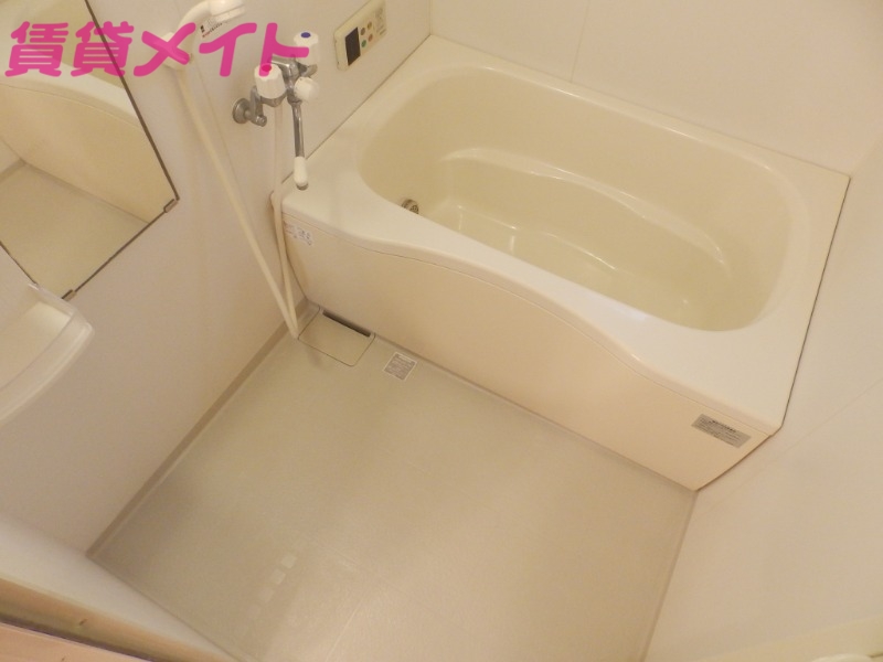 バス・シャワールーム　同物件別室写真