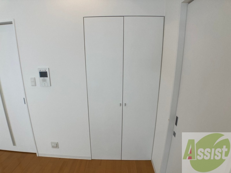 収納　クローゼットがありました。お洋服や荷物はここへ