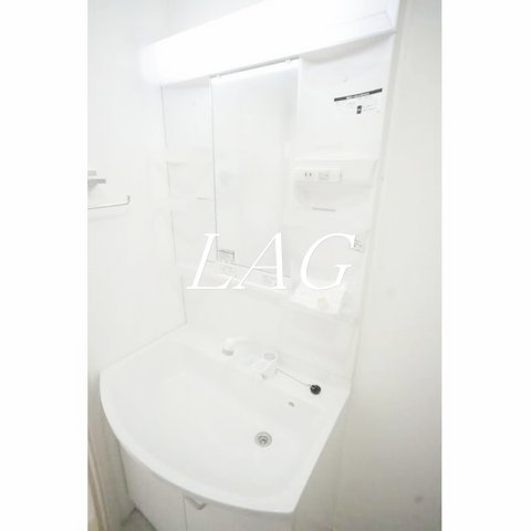 洗面設備　洗面台です。