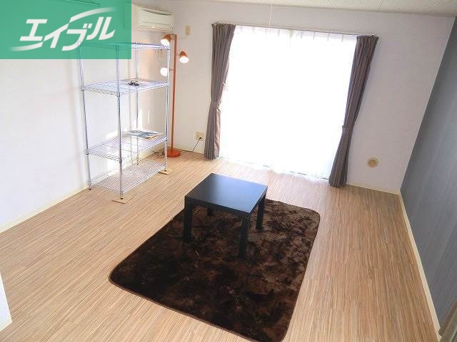 居室・リビング　家具はついてません