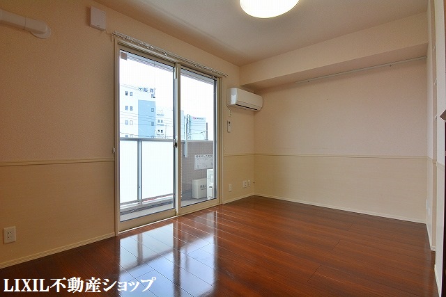 居室・リビング　１０．５帖のＬＤＫです。