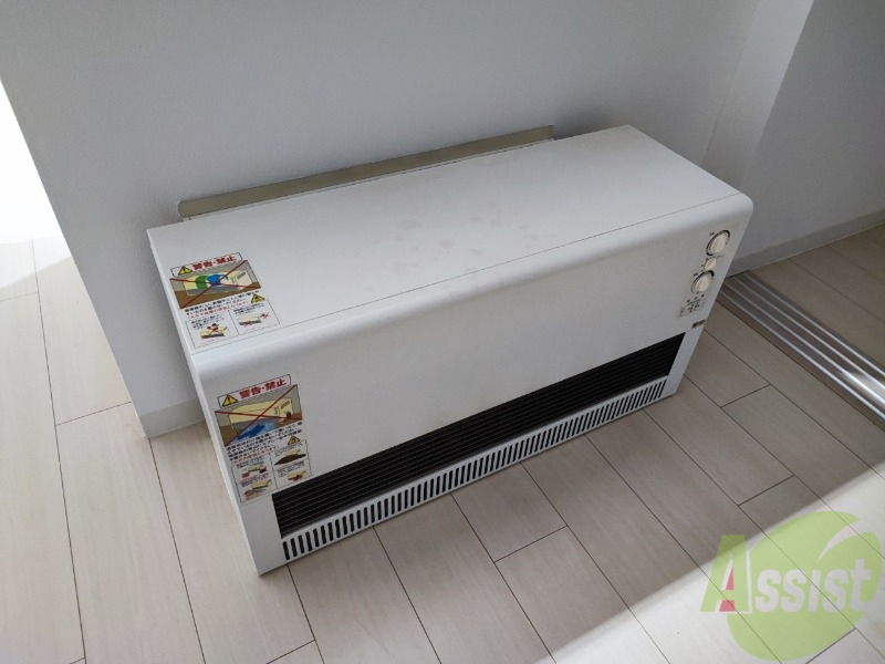 その他設備　電気暖房です。冬場の寒い日でも安心ですね～