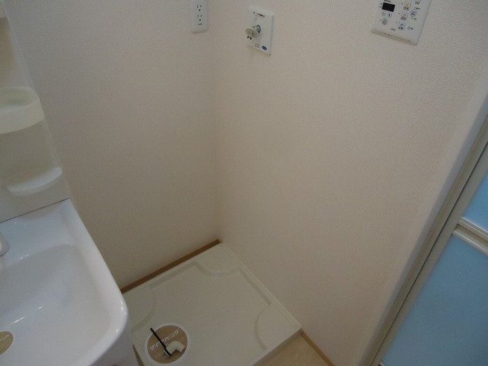その他設備　室内洗濯機置場