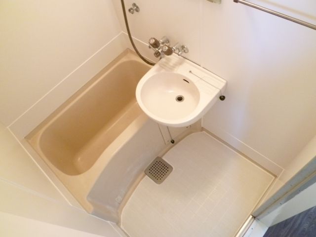 バス・シャワールーム　一日の疲れを癒すバスルーム☆