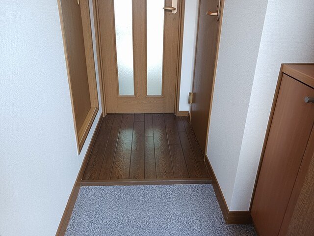 玄関　収納もある玄関です