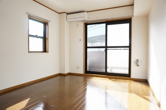 居室・リビング　内装も気になるポイント