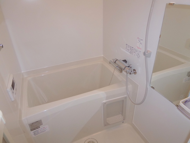 バス・シャワールーム　★単身用では珍しい追焚機能付き★