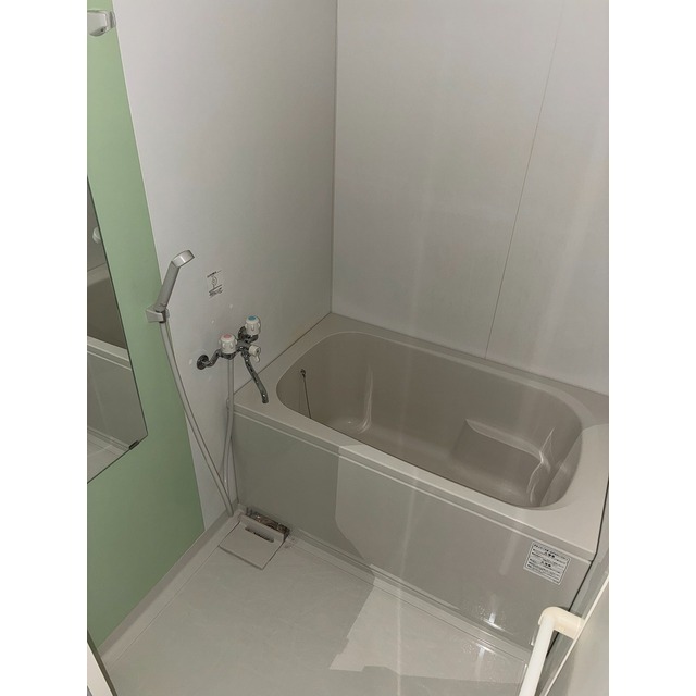 バス・シャワールーム　別部屋のお写真です。