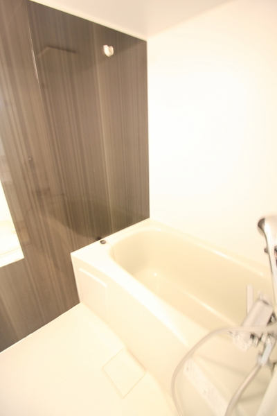 バス・シャワールーム　きれいなお風呂で快適バスタイム♪