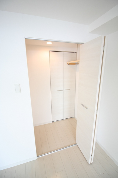 収納　衣類の収納に便利なクローゼット付きです♪