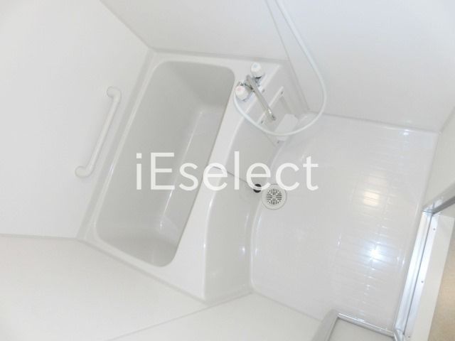 バス・シャワールーム　浴室乾燥機付きのバス