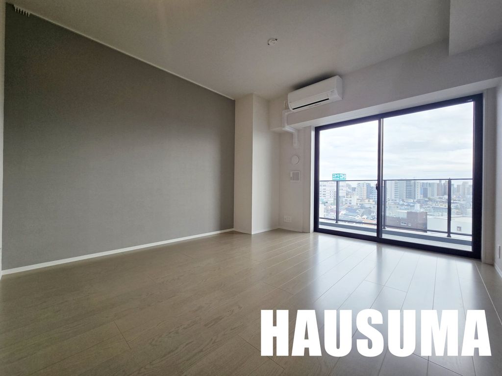 居室・リビング　※他号室写真使用（反転）