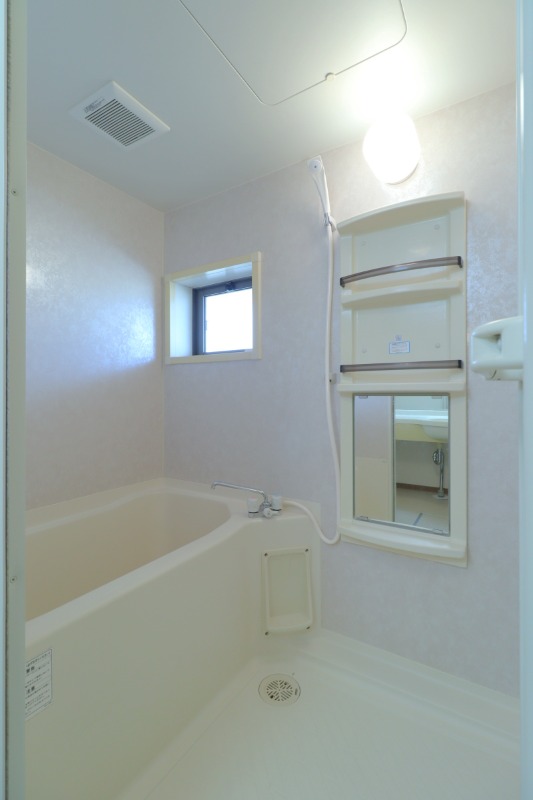 バス・シャワールーム　図面と現状に相違がある場合には現状を優先