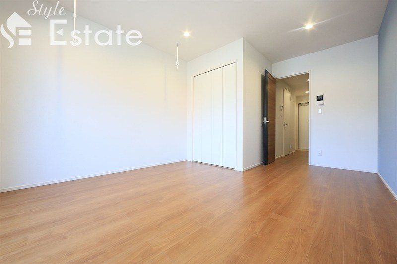 居室・リビング　同仕様内装