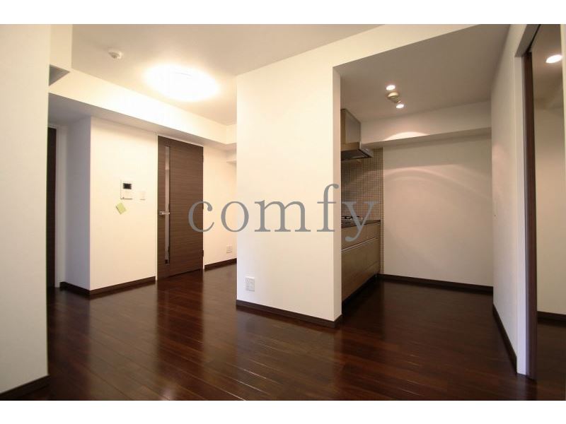 居室・リビング　約１１．８帖のリビングダイニングキッチン