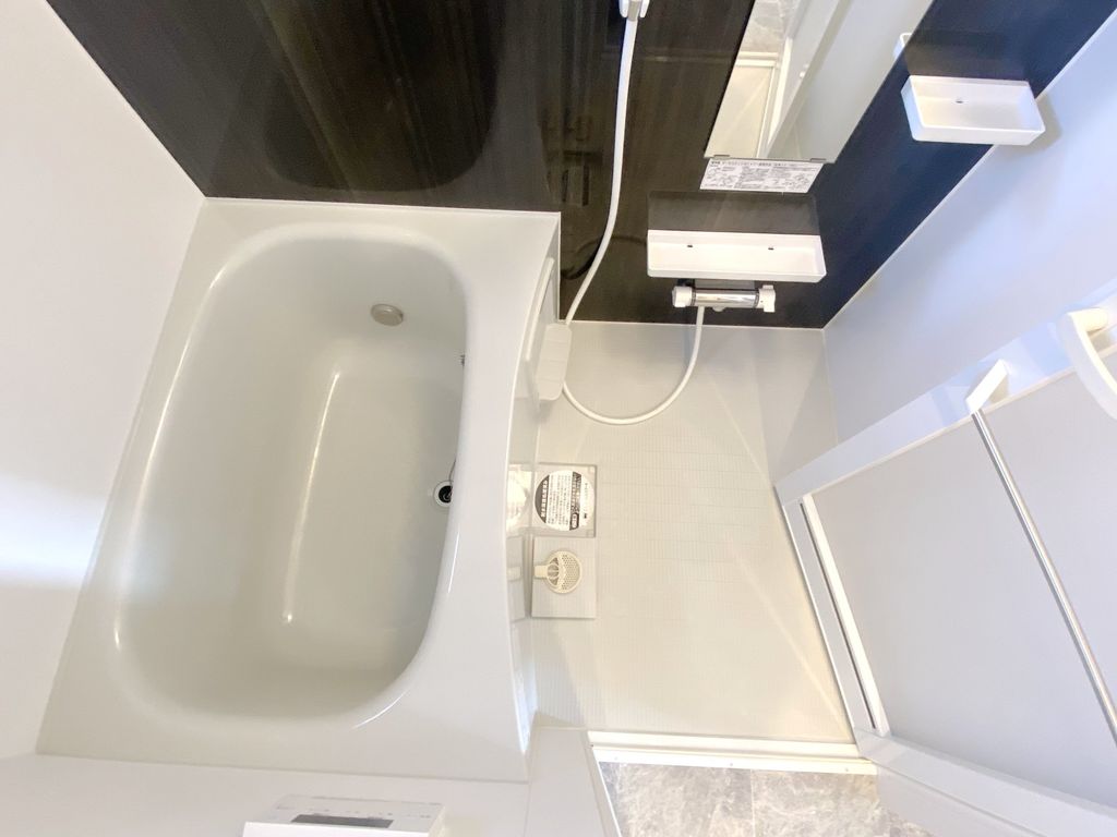 バス・シャワールーム　別部屋参考写真