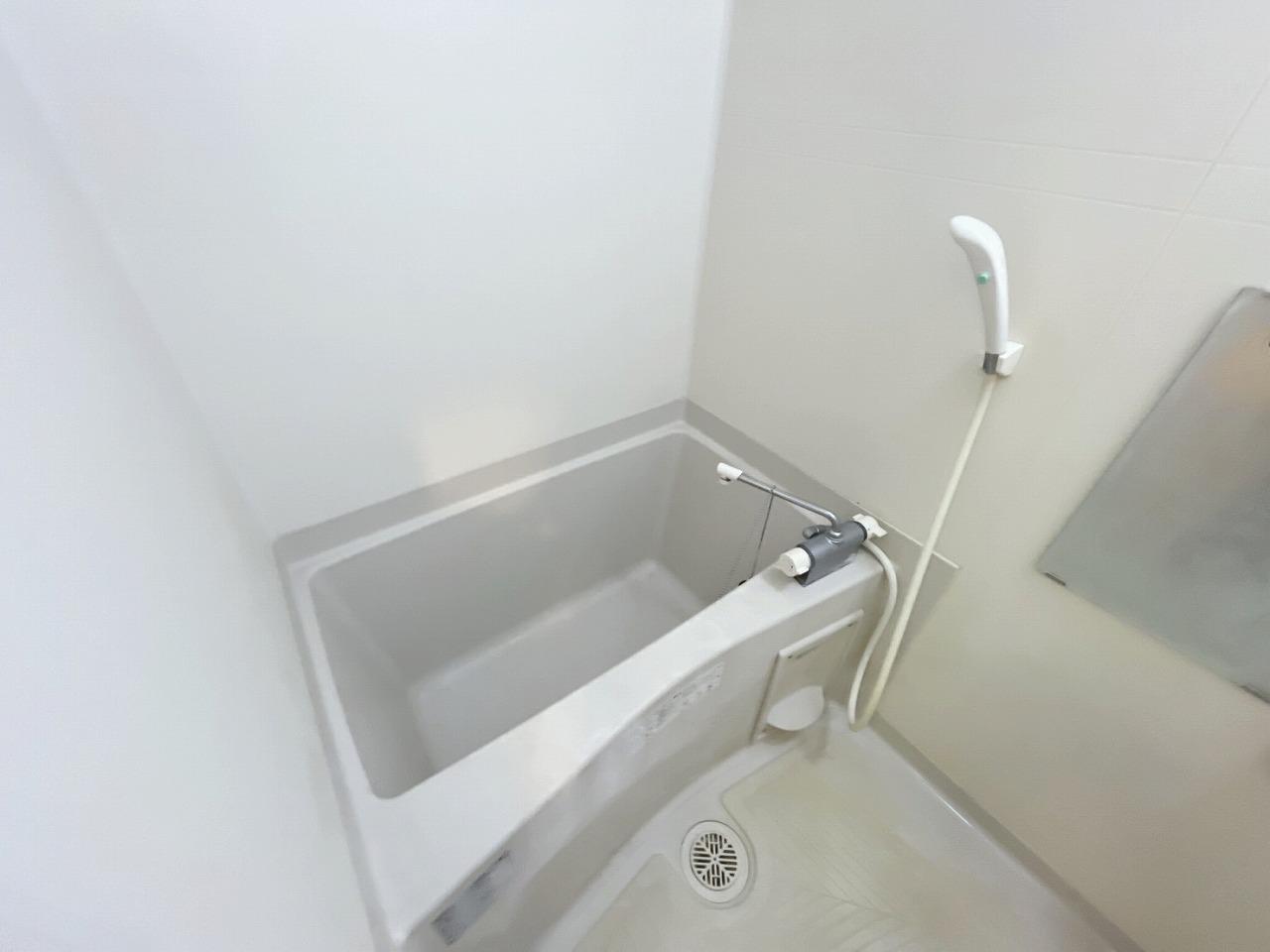 バス・シャワールーム　サーモ付き混合栓♪