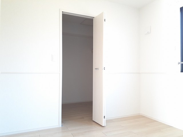 収納　ウォークインクローゼット