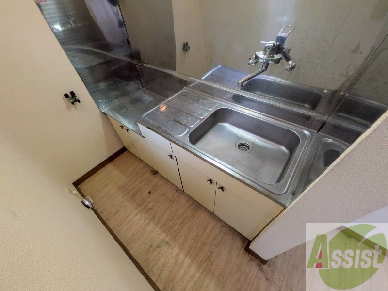 キッチン　キッチンはスペースも広々していて使いやすそうですよ！