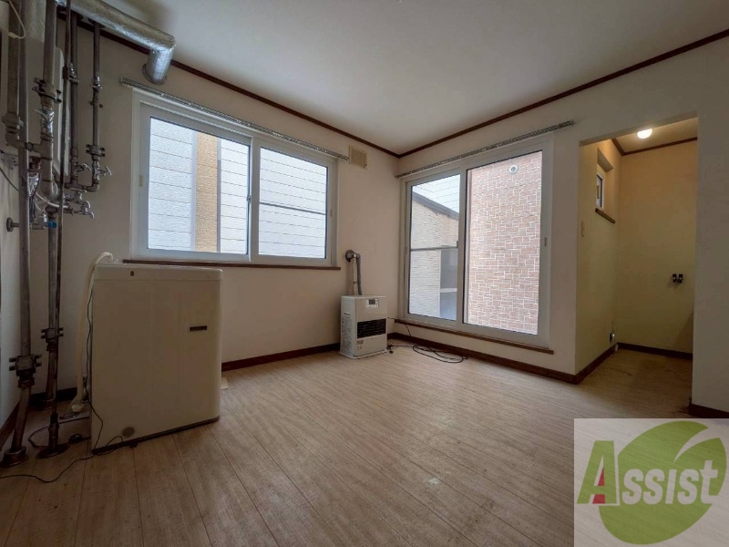 居室・リビング　広くてキレイなお部屋が広がっていて、充実した生活が送れそう。