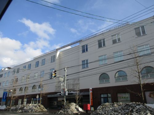 コンビニ　セブンイレブン 北海道ＳＴサッポロファクトリー店（コンビニ）まで413m