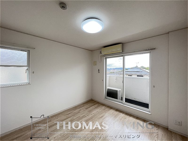 居室・リビング　日当たり良好ですよ。