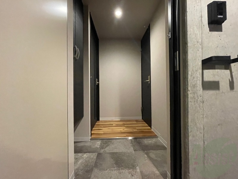 玄関　玄関の様子です。明るい印象ですね。気分もあがりそう。