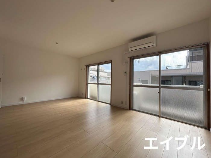 居室・リビング　現状が異なる場合は現状優先となります