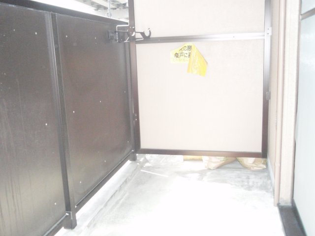 バルコニー　写真は別号室のものです。