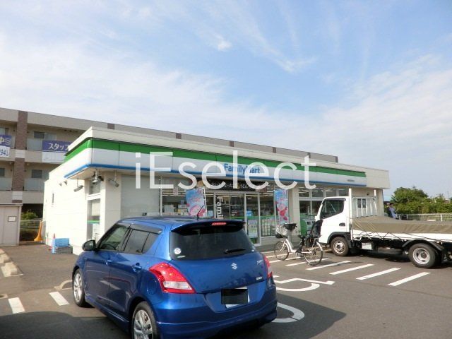 コンビニ　ファミリーマート千葉誉田駅前店（コンビニ）まで80m